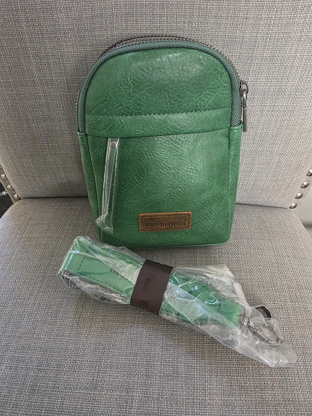 Montana West Green Compact Crossbody Sling Bag